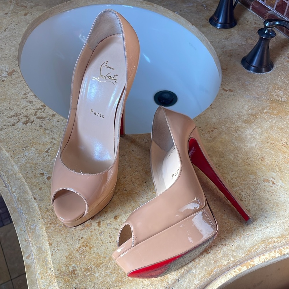 Christian Louboutin lady peep heels